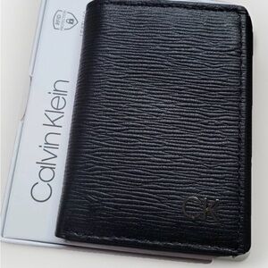 New Calvin Klein Black Textured Card Holder wallet